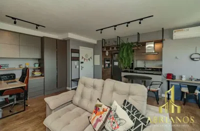 Apartamento com 2 quartos à venda na rua doutor joão inácio, 1207, navegantes, porto alegre por r$ 559.000