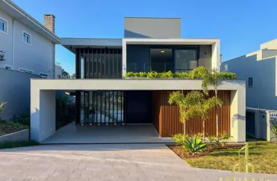 Casa em condomínio fechado com 4 quartos à venda na estrada das três meninas, 2001, vila nova, porto alegre por r$ 2.990.000