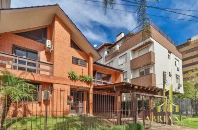 Casa com 3 quartos à venda na rua maestro salvador campanella, 152, jardim itu sabará, porto alegre por r$ 1.210.000