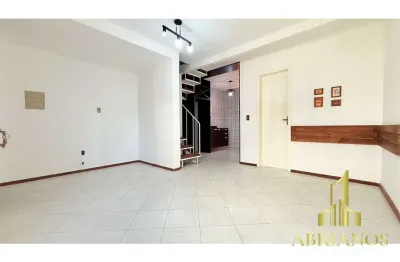 Casa em condomínio fechado com 3 quartos à venda na avenida monte cristo, 100, vila nova, porto alegre por r$ 218.000