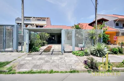 Casa com 3 quartos à venda na rua heitor kramer, 321, guarujá, porto alegre por r$ 530.000