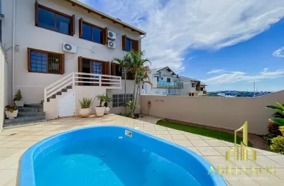 Casa com 4 quartos à venda na Rua Pedro Carneiro Pereira, 1, Teresópolis, Porto Alegre por R$ 1.599.000