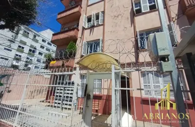 Apartamento com 2 quartos à venda na Avenida Getúlio Vargas, 91, Menino Deus, Porto Alegre por R$ 238.000
