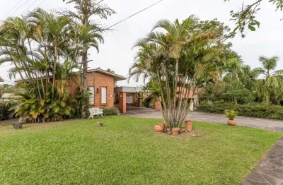 Casa em condomínio fechado com 5 quartos à venda na avenida firmino octávio bimbi, 255, cavalhada, porto alegre por r$ 1.390.000