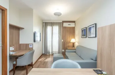 Apartamento com 1 quarto à venda na avenida borges de medeiros, 3120, centro histórico, porto alegre por r$ 298.000