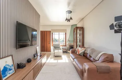 Casa com 3 quartos à venda na avenida doutor francisco roberto dall igna, 308, espírito santo, porto alegre por r$ 749.000