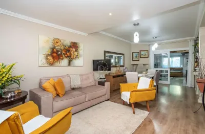 Casa com 4 quartos à venda na rua pasteur, 513, ipanema, porto alegre por r$ 899.000