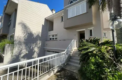 Casa em condomínio fechado com 3 quartos à venda na rua coronel marcos,, 483, pedra redonda, porto alegre por r$ 1.100.000