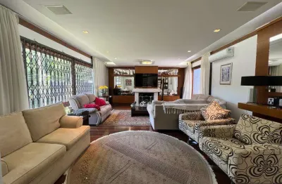 Casa com 4 quartos à venda na avenida pereira passos, 375, vila assunção, porto alegre por r$ 1.650.000