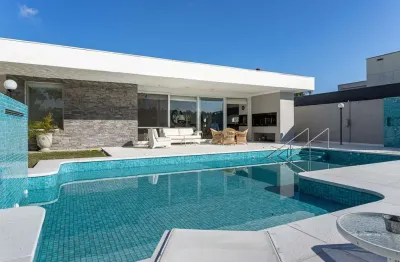 Casa em condomínio fechado com 3 quartos à venda na avenida juca batista, 8000, belém novo, porto alegre por r$ 2.950.000