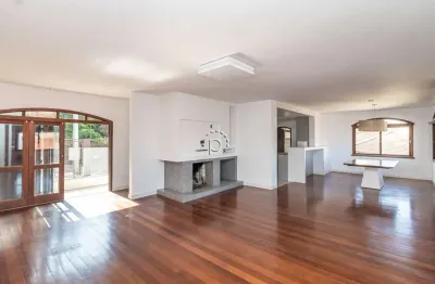 Casa com 5 quartos para alugar na rua professor xavier simões, 467, sétimo céu, porto alegre por r$ 10.000