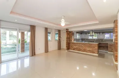 Casa com 2 quartos para alugar na Estrada Maria Altina, 260, Hípica, Porto Alegre por R$ 5.000