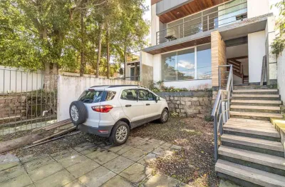 Casa com 2 quartos para alugar na avenida guaíba, 4670, vila assunção, porto alegre por r$ 7.000