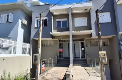 Casa com 3 quartos para alugar na rua torre de pedra, 45, espírito santo, porto alegre por r$ 3.500