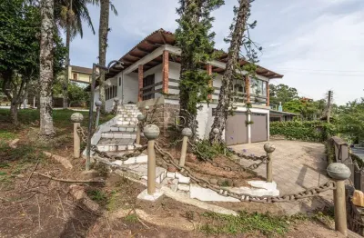 Casa com 2 quartos para alugar na rua conselheiro xavier da costa, 2412, ipanema, porto alegre por r$ 4.500