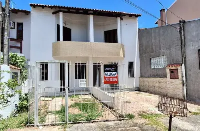 Casa com 3 quartos para alugar na rua maria lourdes willms, 57, hípica, porto alegre por r$ 2.300