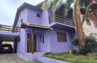 Casa com 3 quartos para alugar na Rua Dona Zulmira, 298, Cavalhada, Porto Alegre por R$ 4.400