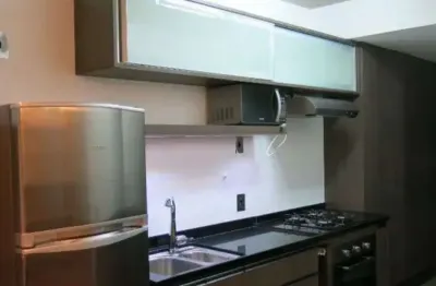 Studio de luxo à venda no brooklin, são paulo-sp: 2 quartos, 1 suíte, 2 banheiros, 1 vaga, 70m² de sofisticação.