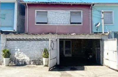 Imperdível Sobrado à Venda na Vila Mariana, São Paulo-SP: 3 Quartos, 1 Suíte, 3 Banheiros, 2 Vagas e 198m² de Área!