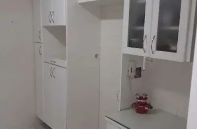 Apartamento à venda na Vila Mariana, São Paulo-SP: 2 quartos, 1 suíte, 2 banheiros, 1 vaga, 90m² de área. Venha conferir!