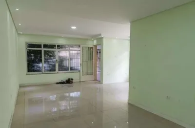 Imperdível casa à venda em vila brasilina, são paulo-sp: 4 quartos, 3 suítes, 5 banheiros, 3 vagas de garagem!