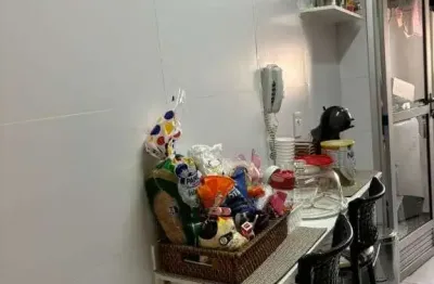 Apartamento à venda em São Paulo-SP, Saúde: 3 quartos, 1 suíte, 2 salas, 2 banheiros, 2 vagas de garagem e 70m² de área.