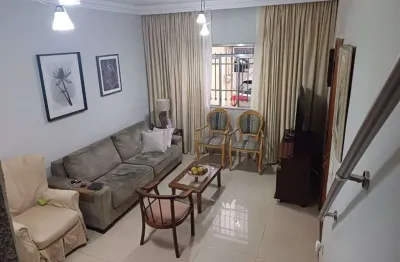 Impecável casa de 3 quartos com suíte na vila brasilina, são paulo-sp com 100m² e 2 vagas de garagem!