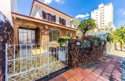 Imperdível casa à venda em mirandópolis, são paulo-sp: 2 suítes e 200m² de área!