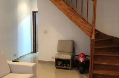 Sobrado de luxo no ipiranga: 2 quartos, 1 suíte, 2 banheiros, 2 vagas de garagem - 121m² - venda ou locação em sp