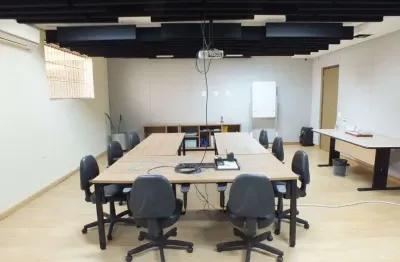 Prédio comercial de alto padrão na vila monte alegre, são paulo-sp - 639m², 4 banheiros e 9 vagas de garagem!