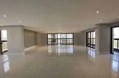 Espaçoso apartamento de alto padrão com 4 quartos e 2 suítes na Aclimação, São Paulo-SP - 342m²!