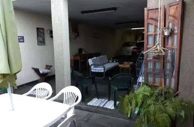 Sobrado à venda na saúde, são paulo-sp: 3 quartos, 1 suíte, 3 banheiros, 7 vagas, 297m² de área!