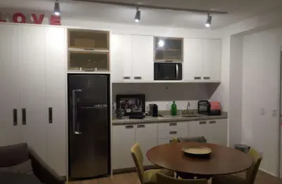 Apartamento à venda no Brooklin Paulista: 2 quartos, 1 suíte, 2 salas, 2 banheiros, 1 vaga e 56m² - São Paulo-SP.