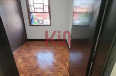 Espaçosa casa em condomínio na vila mariana, são paulo-sp com 2 quartos, 2 salas e 4 vagas de garagem!