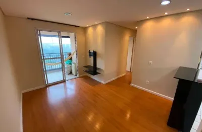 Excelente oportunidade! apartamento de 2 quartos com suíte, 2 banheiros e vaga na zona central de são paulo, no bairro bom retiro.