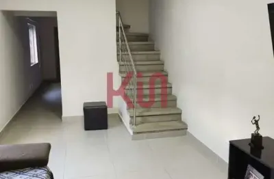 Imperdível: Casa à venda em São Paulo-SP, Campo Belo, 3 quartos, 1 suíte, 3 banheiros, 2 vagas de garagem, 150m².