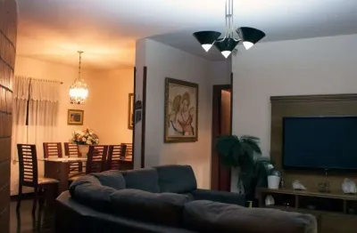 Espetacular casa à venda em são paulo-sp, cidade vargas: 5 quartos, 3 suítes, 3 salas, 5 banheiros, 5 vagas de garagem, 210m².