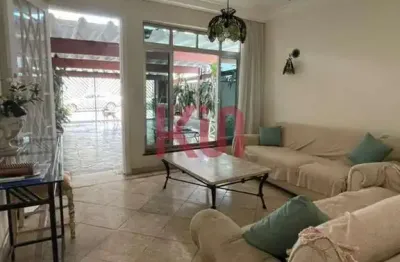 Casa à venda em São Paulo-SP, Vila Mariana: 5 quartos, 1 suíte, 4 banheiros, 4 vagas, 168m² de área. Venha conferir!