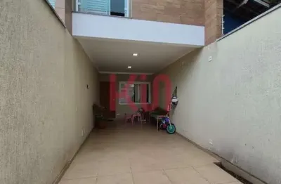 Venha conhecer este belíssimo sobrado no alto do ipiranga, são paulo-sp! casa de 3 quartos, 1 suíte, 3 salas e 2 vagas de garagem.