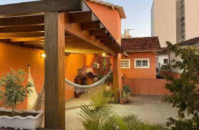 Imperdível casa à venda em são paulo-sp, cambuci: 3 quartos, 3 suítes, 5 banheiros, 4 vagas e 296m² de puro conforto!