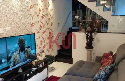 Imperdível! Casa à venda em São Paulo-SP, bairro Saúde. 3 quartos, 1 suíte, 3 banheiros, 2 vagas de garagem, 132m².