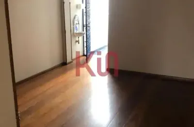 Casa à venda em Mirandópolis, São Paulo-SP: 2 quartos, 1 banheiro, 1 vaga de garagem, 128m² de área.