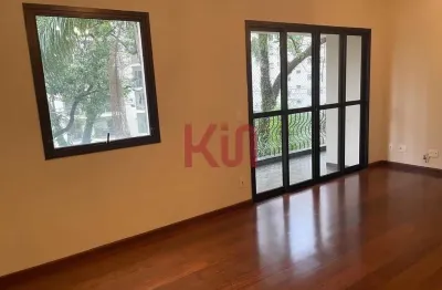 Apartamento de Luxo com 4 Quartos e 4 Suítes em Moema, São Paulo - SP: 125m², 2 Banheiros e 2 Vagas de Garagem!