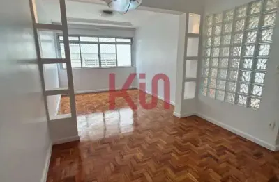Apartamento à venda na Vila Mariana, SP: 3 quartos, 1 suíte, 2 banheiros, garagem e 100m² de área!
