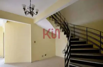 Imperdível oportunidade: Casa à venda em São Paulo-SP, Vila Dom Pedro I, com 4 quartos, 4 banheiros, 6 vagas de garagem e 360m².