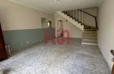 Imperdível! Casa à venda em São Paulo-SP, Chácara Inglesa: 2 quartos, 1 sala, 1 banheiro, 2 vagas de garagem - 78m².