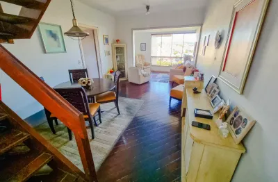Cobertura com vista panorâmica, piscina e 2 vagas – menino deus/azenha