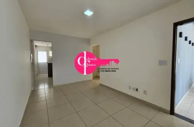 Alugo casa com tres quartos em condominio fechado na cidade de feira de santana bahia