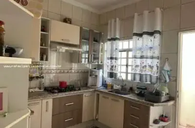 Casa para venda em presidente prudente, parque residencial araki, 3 dormitórios, 1 suíte, 3 banheiros, 2 vagas