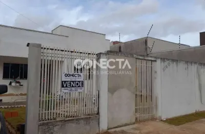 Casa á venda no bairro flor do cerrado,dois quartos e sendo uma suíte.